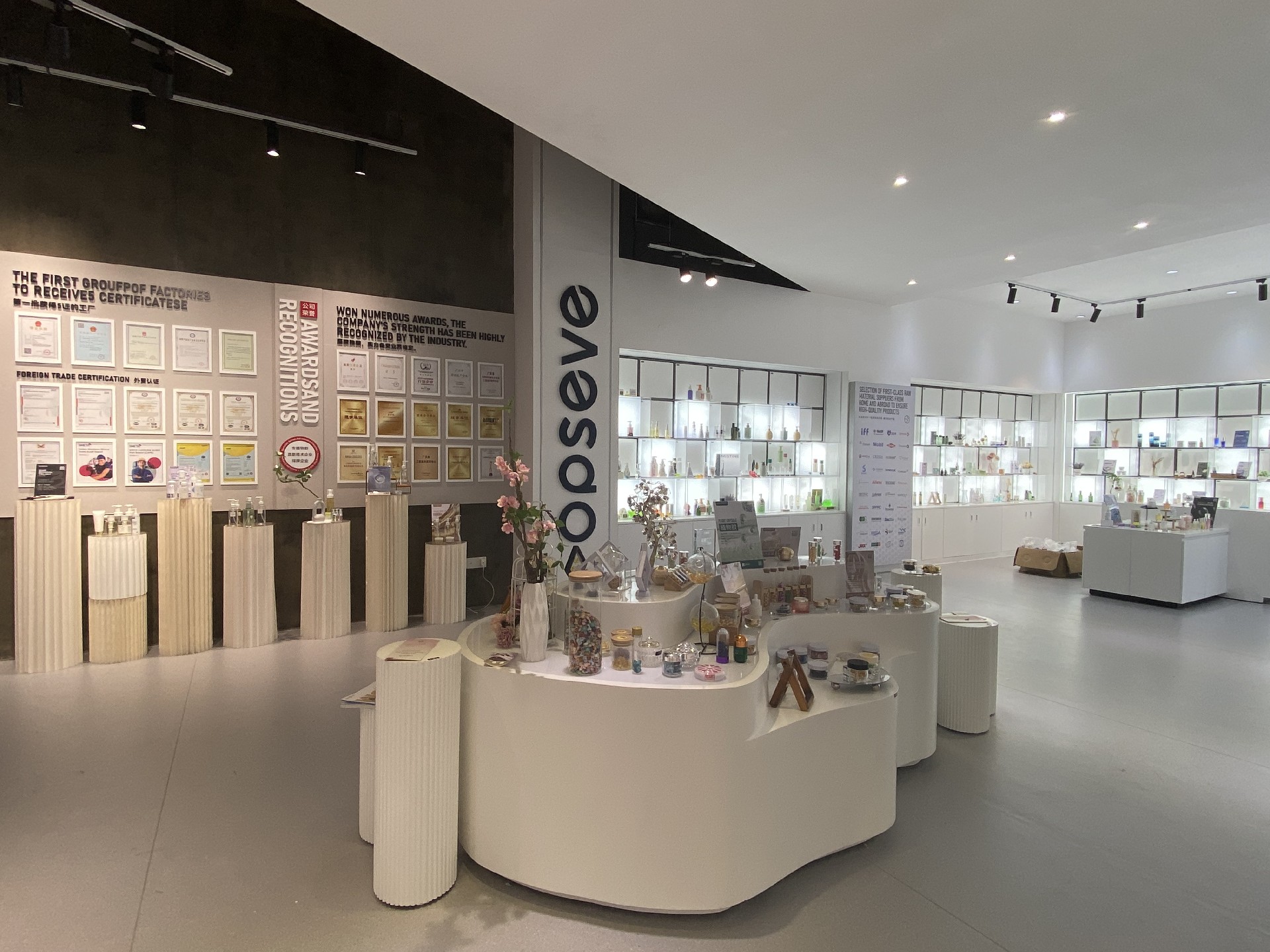直播电商品牌推新品该怎么找工厂.jpg